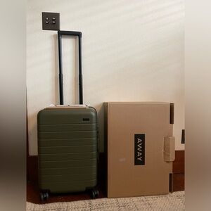Away “The Carry-On” Suitcase in Olive Green (Brand New!)